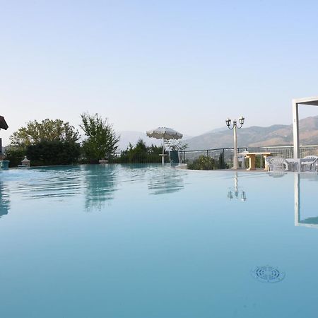 Bosco D'Olmi Country House Sant'Andrea del Garigliano Kültér fotó