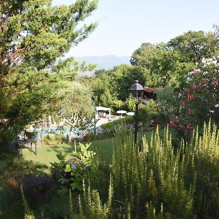 Bosco D'Olmi Country House Panzió Sant'Andrea del Garigliano Kültér fotó