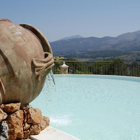 Bosco D'Olmi Country House Sant'Andrea del Garigliano Kültér fotó