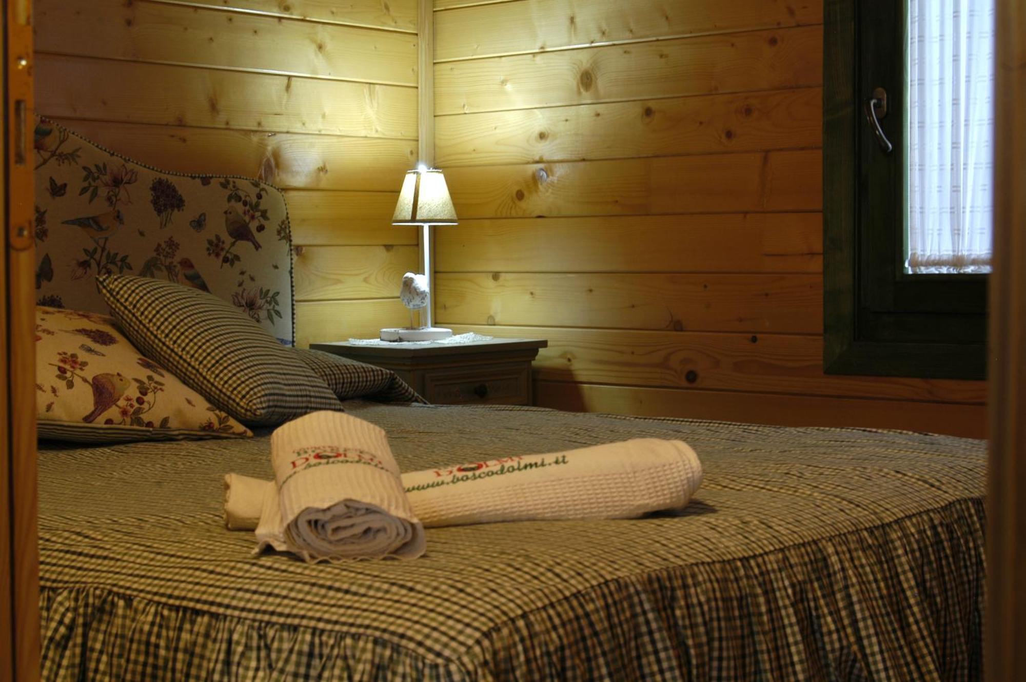 Bosco D'Olmi Country House Sant'Andrea del Garigliano Kültér fotó